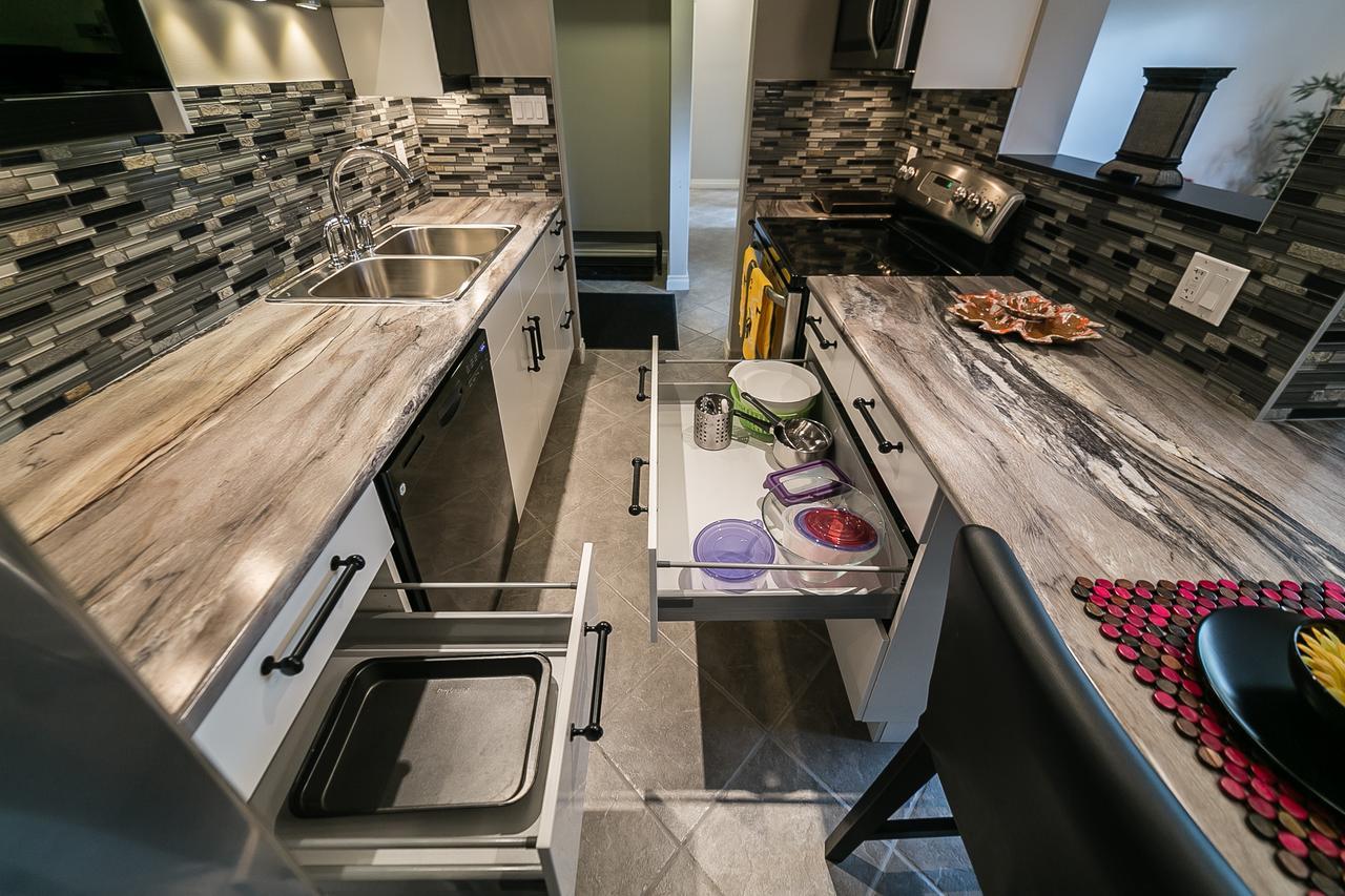 Apartment Mckinnon Pointe #101