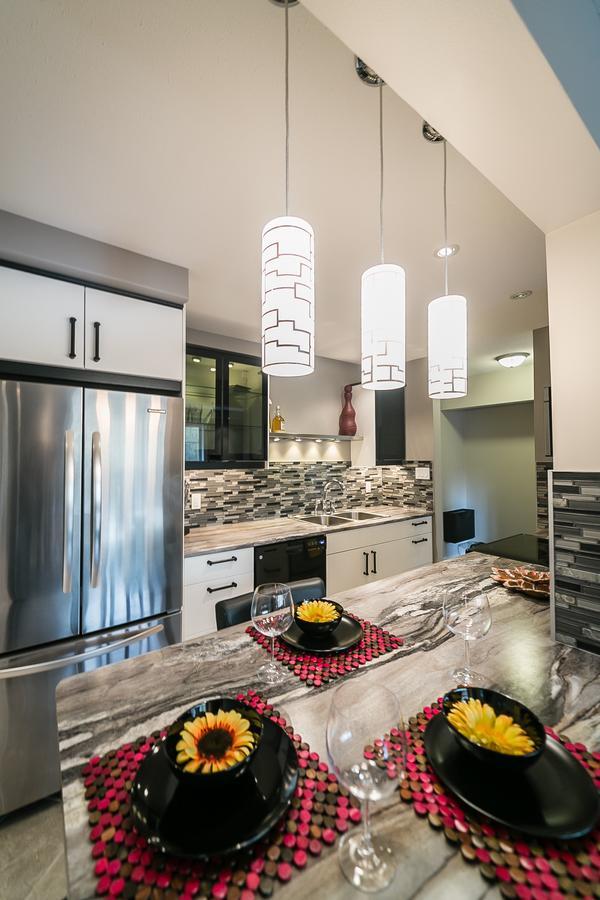 Apartment Mckinnon Pointe #101 Edmonton